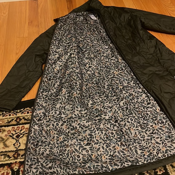 Patagonia Women’s Jacket - Picture 7 of 12